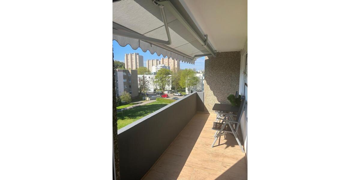 Dachgeschoßwohnung Böblingen Dagersheim - 4 Zimmer, 89 m&sup2;, 350.000&euro; | Angebot:26808287