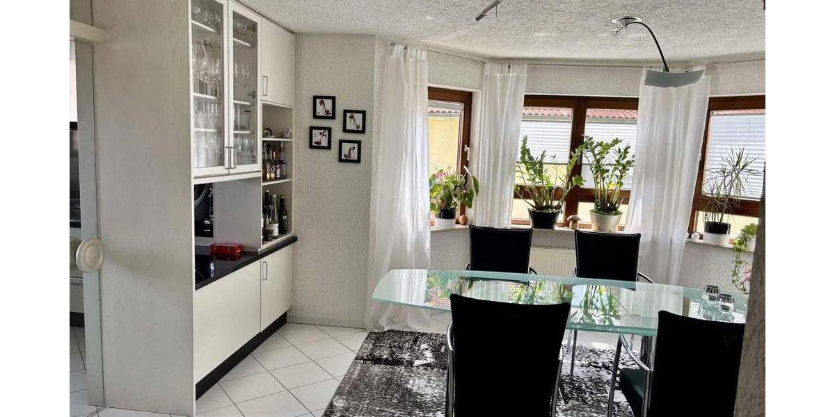 Doppelhaushälfte Böblingen Dagersheim - 7 Zimmer, 190 m&sup2;, 850.000&euro; | Angebot:25272788