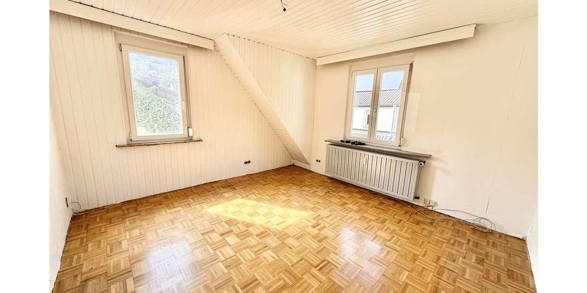Etagenwohnung Stuttgart Luginsland - 3 Zimmer, 63 m&sup2;, 150.000&euro; | Angebot:26555637