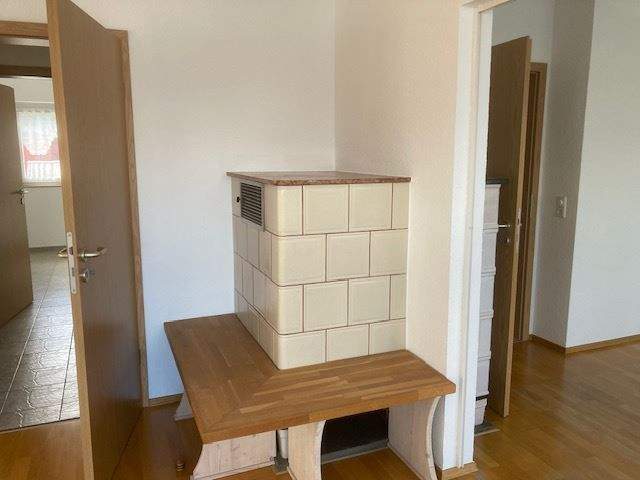 Etagenwohnung Stuttgart Möhringen - 2 Zimmer, 80 m&sup2;, 900&euro; | Angebot:25727018