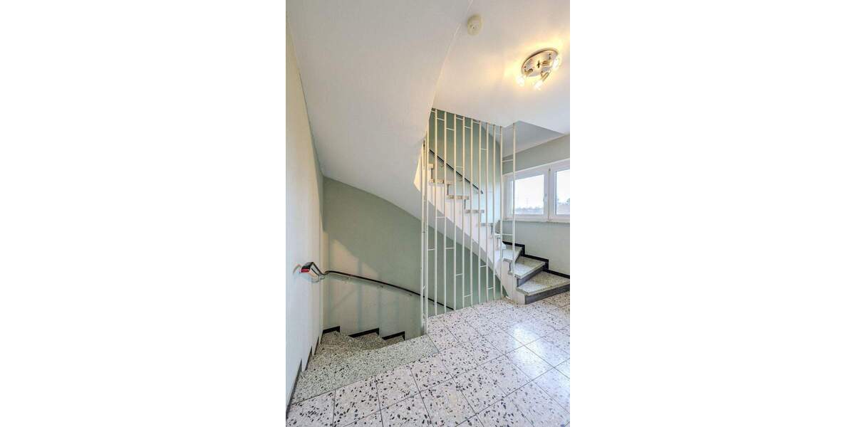 Mehrfamilienhaus, Wohnhaus Sindelfingen / Maichingen Maichingen - 8 Zimmer, 145 m&sup2;, 695.000&euro; | Angebot:24251105