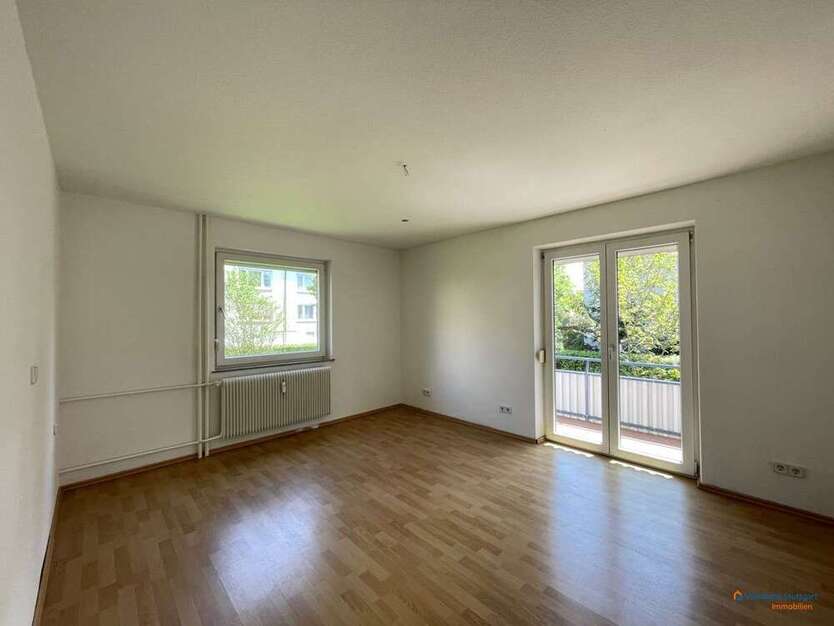 Wohnung zum Kaufen in Schorndorf 239.000 € 67.95 m²