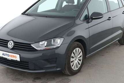 VW Golf Sportsvan 77.528 km 9.490 &euro; Stuttgart 70195