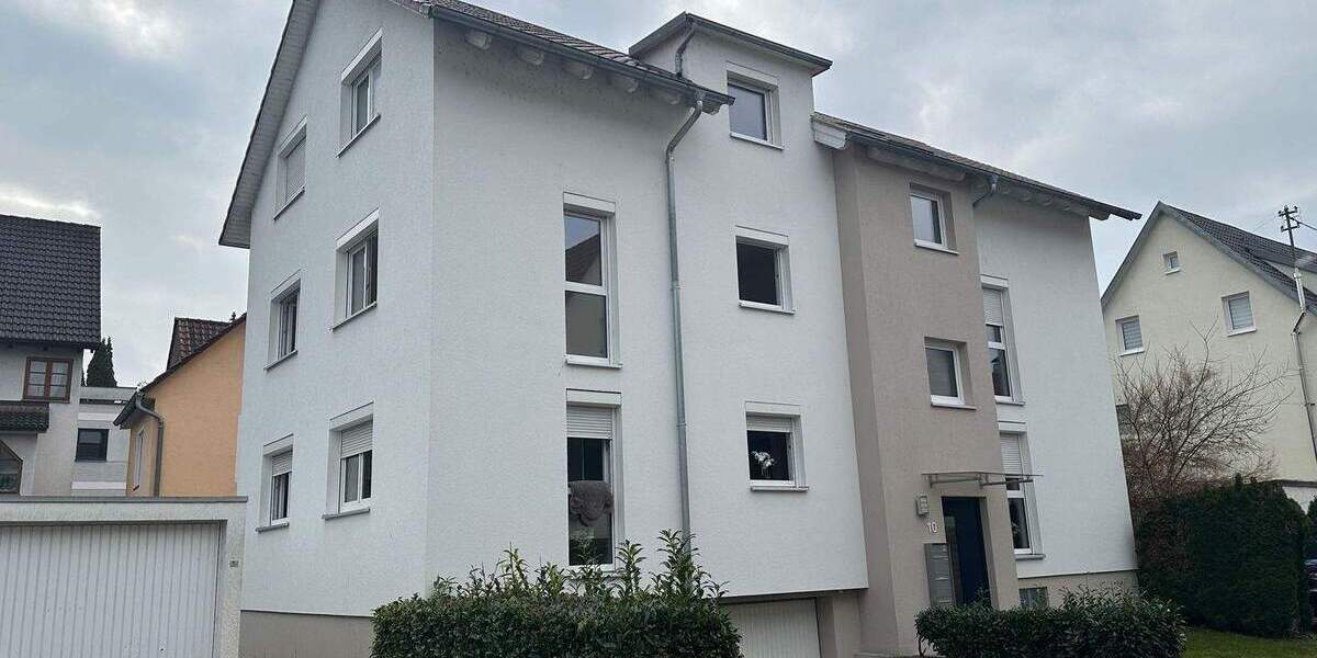 Großzügige 4-Zimmer-Wohnung in der Ortsmitte von Reichenbach 4 zimmer