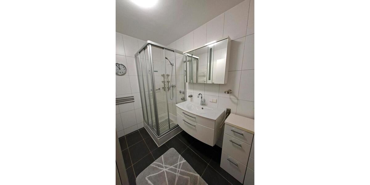 Etagenwohnung Schorndorf - 4 Zimmer, 92 m&sup2;, 380.000&euro; | Angebot:27092129