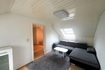 Kompakte und möblierte 2,5-Zimmer-Dachgeschosswohnung im Herzen von Altbach 2.5 zimmer