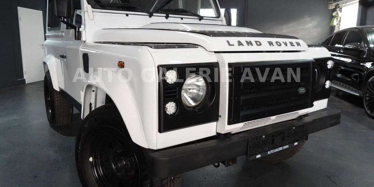 Land Rover Defender 77.787 km 46.900 &euro; Schorndorf 73614
