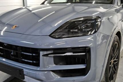 Porsche Cayenne 29.999 km 112.888 &euro; Stuttgart 70499