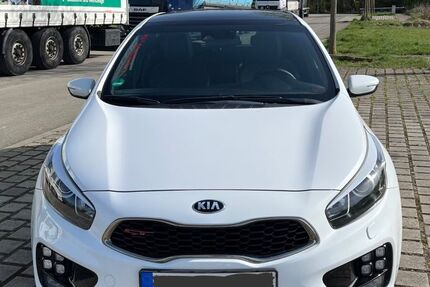 Kia ceed / Ceed 93.000 km 14.000 &euro; Filderstadt 70794