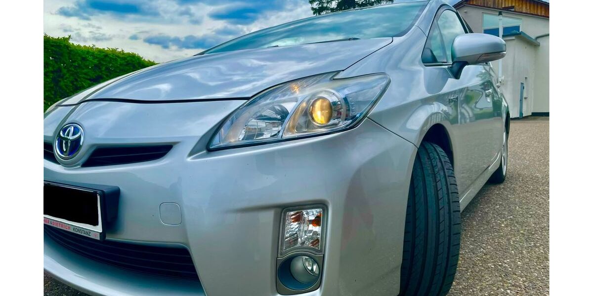 Toyota Prius 242.500 km 8.300 &euro; Friolzheim 71292