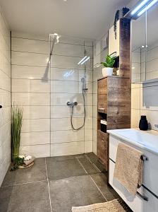 SANIERT MIT BALKON - FÜR ERSTBEZUG - Etagenwohnung Sindelfingen Eichholz | Angebot:27354860