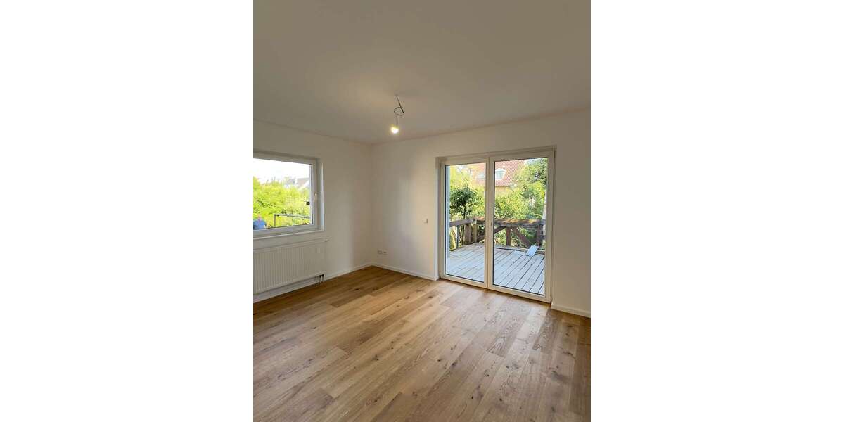 Einfamilienhaus Degerloch Degerloch - 9 Zimmer, 200 m&sup2;, 975.000&euro; | Angebot:26749621