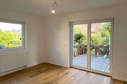 Haus Degerloch Degerloch - 9 Zimmer, 200 m&sup2;, 975.000&euro; | Angebot:26749621