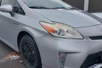 Toyota Prius 119.436 km 7.999 &euro; Fellbach 70736