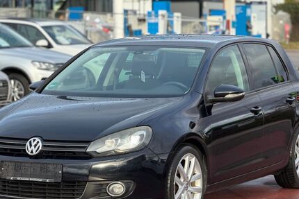 VW Golf 89.523 km 8.999 &euro; Schwieberdingen 71701