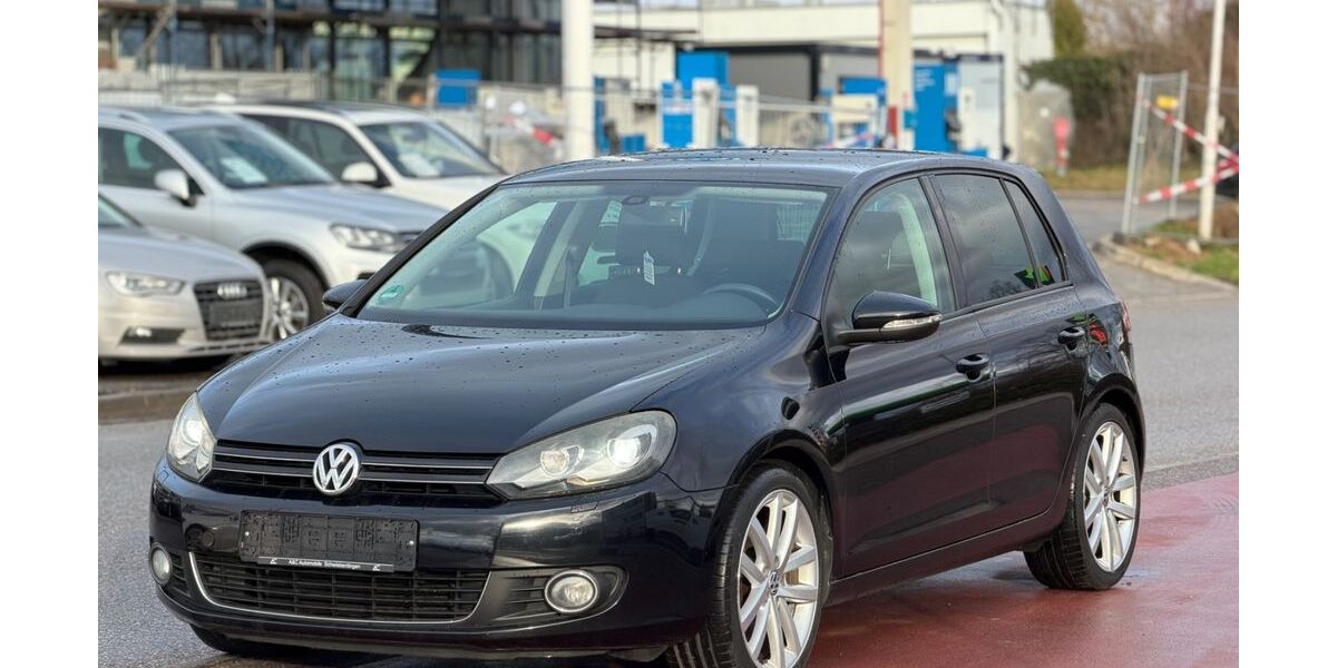 VW Golf 89.523 km 8.999 &euro; Schwieberdingen 71701