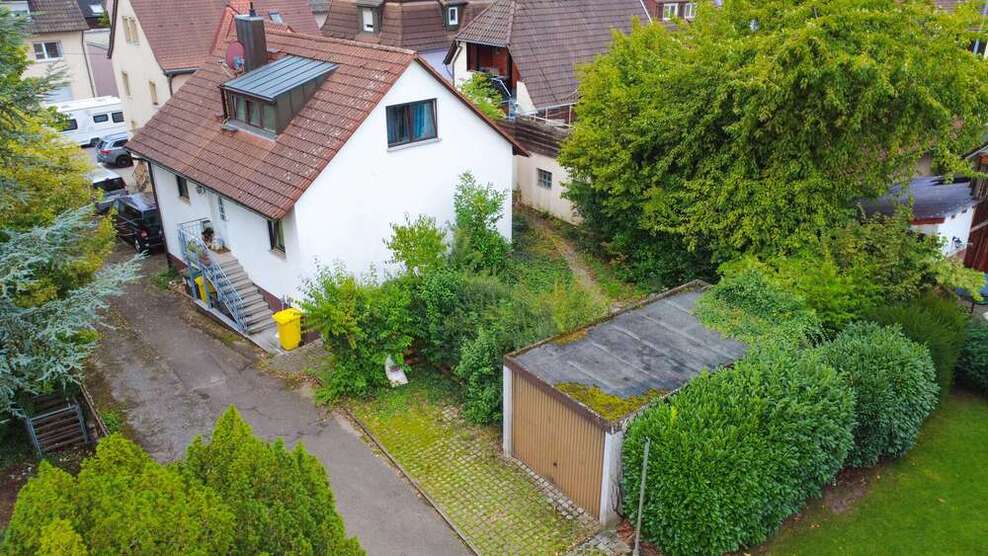 Haus zum Kaufen in Stuttgart 555.000 € 140 m² 5 zimmer