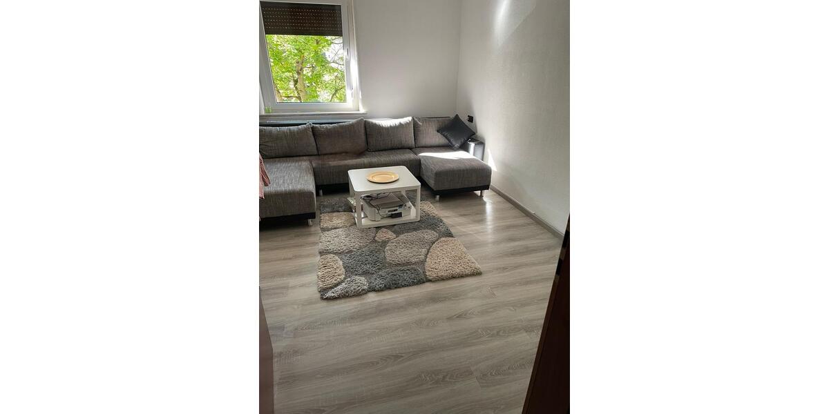 Etagenwohnung Stuttgart Feuerbach - 3 Zimmer, 70 m&sup2;, 1.100&euro; | Angebot:26223286
