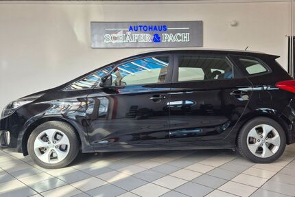 Kia Carens 135.000 km 5.555 &euro; Backnang 71522