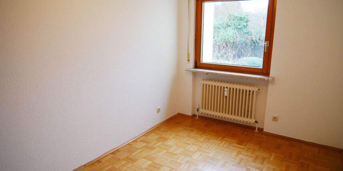 Etagenwohnung Esslingen am Neckar St Bernhardt - 5 Zimmer, 106 m&sup2;, 395.000&euro; | Angebot:25167351