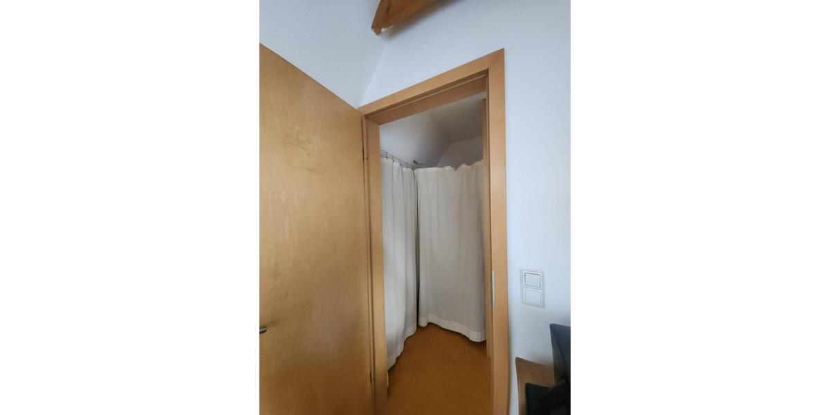 Dachgeschoßwohnung Kusterdingen - 1 Zimmer, 20 m&sup2;, 450&euro; | Angebot:25881364
