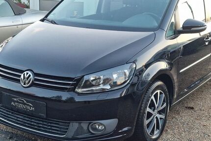 VW Touran 82.387 km 9.890 € Kirchheim unter Teck 73230