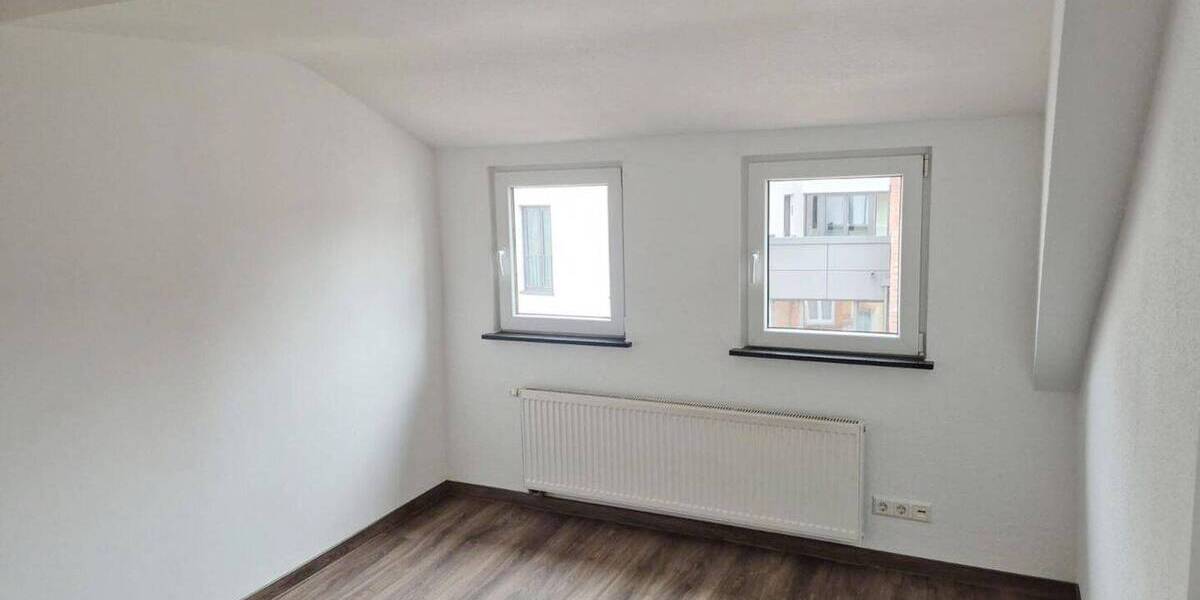Etagenwohnung Backnang - 4 Zimmer, 112 m&sup2;, 295.000&euro; | Angebot:26038277