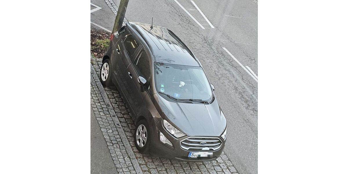 Ford EcoSport 65.800 km 14.900 € Stuttgart 70374