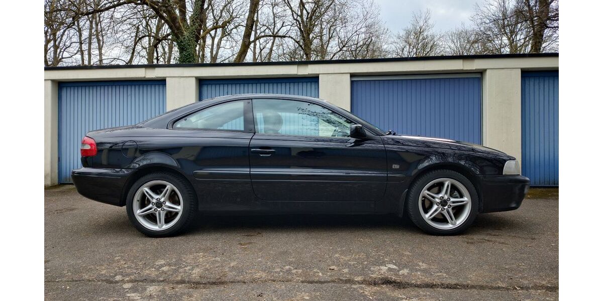 Volvo C70 122.700 km 7.100 &euro; Stuttgart 70565