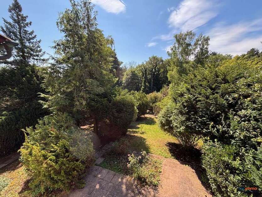 Haus zum Kaufen in Stuttgart 1.265.000 € 215 m² 8 zimmer