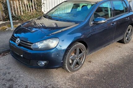 VW Golf 135.000 km 7.000 &euro; Stuttgart 70195