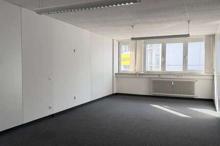 Gewerbeobjekt Stuttgart Bad Cannstatt - 550&euro; | Angebot:25632911