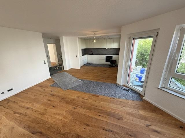 Etagenwohnung Böblingen - 3 Zimmer, 80 m&sup2;, 1.750&euro; | Angebot:26247561