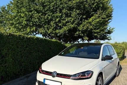 VW Golf 85.000 km 21.990 &euro; Tübingen 72076