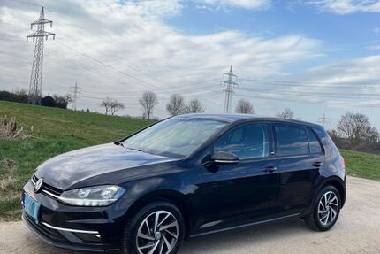 VW Golf 176.000 km 9.950 &euro; Mühlhausen 70378
