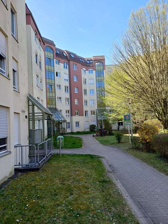 Wohnung zum Mieten in Stuttgart 772 € 60.54 m² 2 zimmer