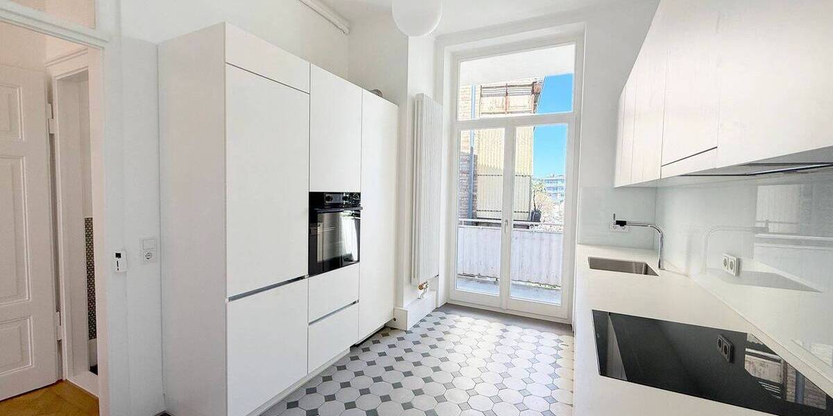 Etagenwohnung Stuttgart Mitte - 5 Zimmer, 170 m&sup2;, 2.980&euro; | Angebot:26364041