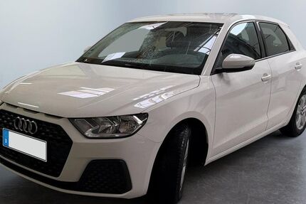 Audi A1 60.000 km 17.900 &euro; Bietigheim-Bissingen 74321