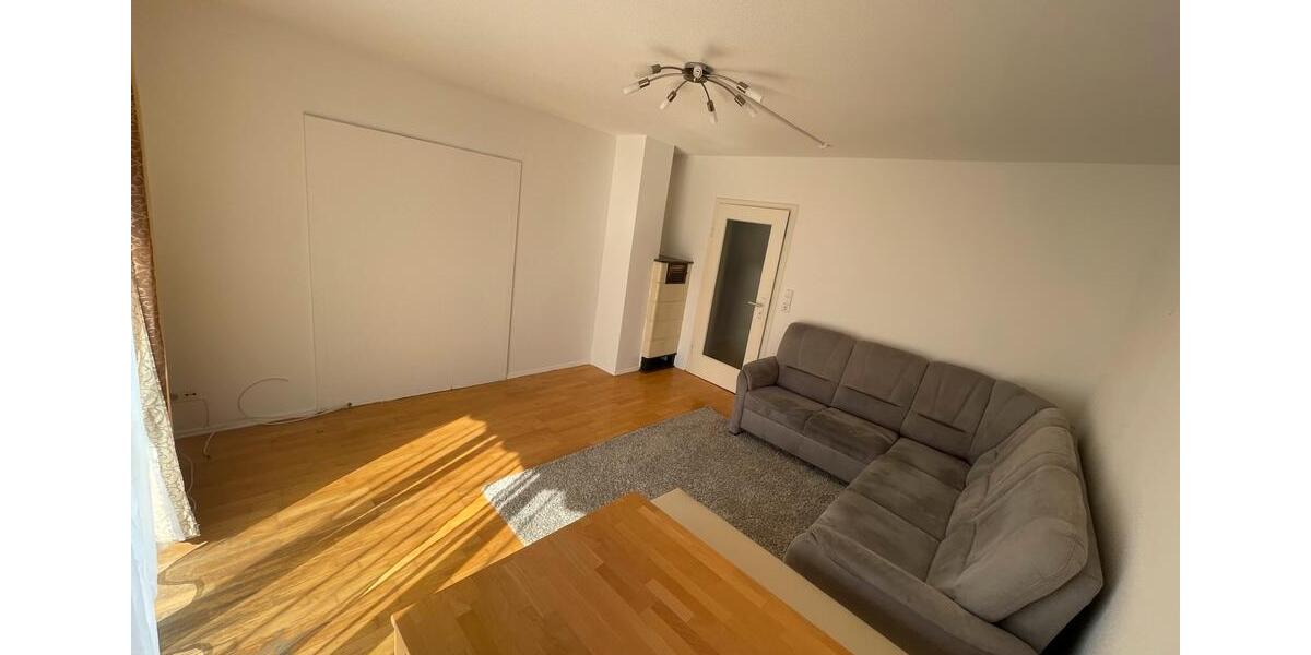Etagenwohnung Stuttgart Bad Cannstatt - 3 Zimmer, 73 m&sup2;, 250.000&euro; | Angebot:27076254