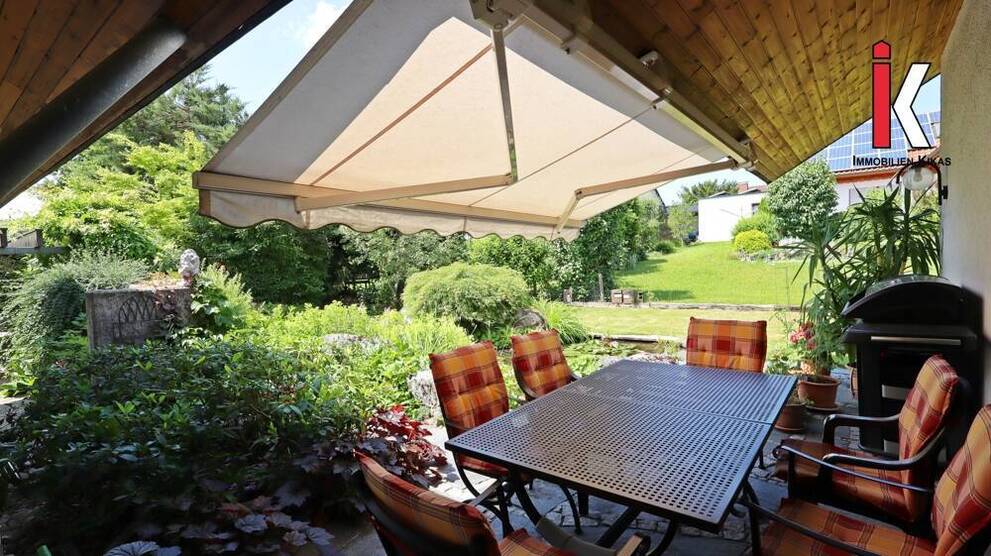 Ein Zuhaue mit tollem Garten inkl. ELW! Familienhaus in ruhiger Lage von Aidlingen
