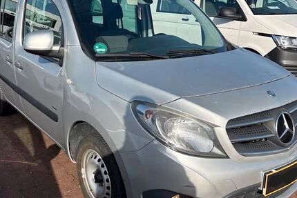 Mercedes-Benz Citan 196.000 km 7.999 &euro; Ditzingen 71254