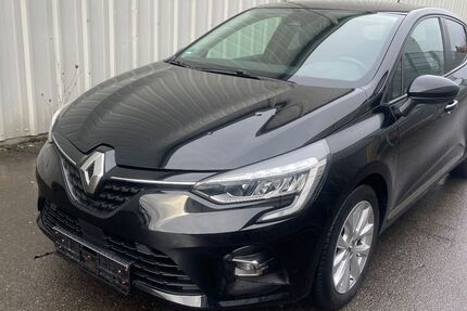 Renault Clio 30.000 km 10.490 &euro; Böblingen 71034