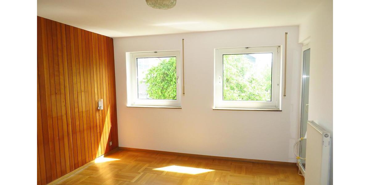 Helles WG-Zimmer mit Balkon in 3er WG - S-Vaihingen - Uni Nähe! 1 zimmer