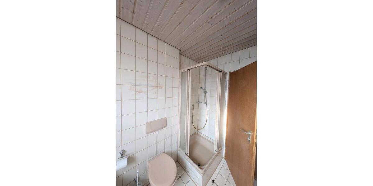 Dachgeschoßwohnung Stuttgart Stuttgart-West - 3 Zimmer, 76 m&sup2;, 950&euro; | Angebot:25174543