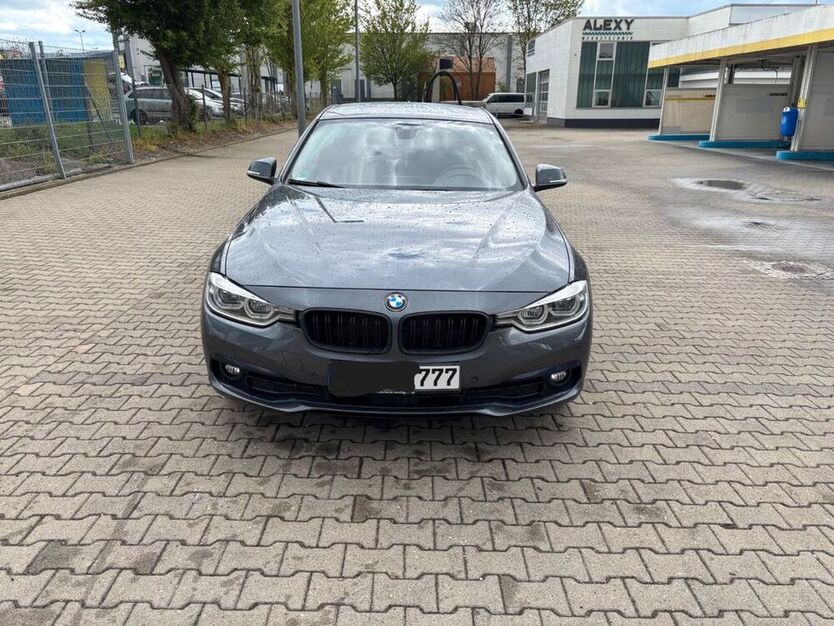 320