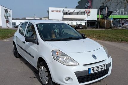 Renault Clio 106.000 km 1.400 &euro; Stuttgart Weilimdorf 70499