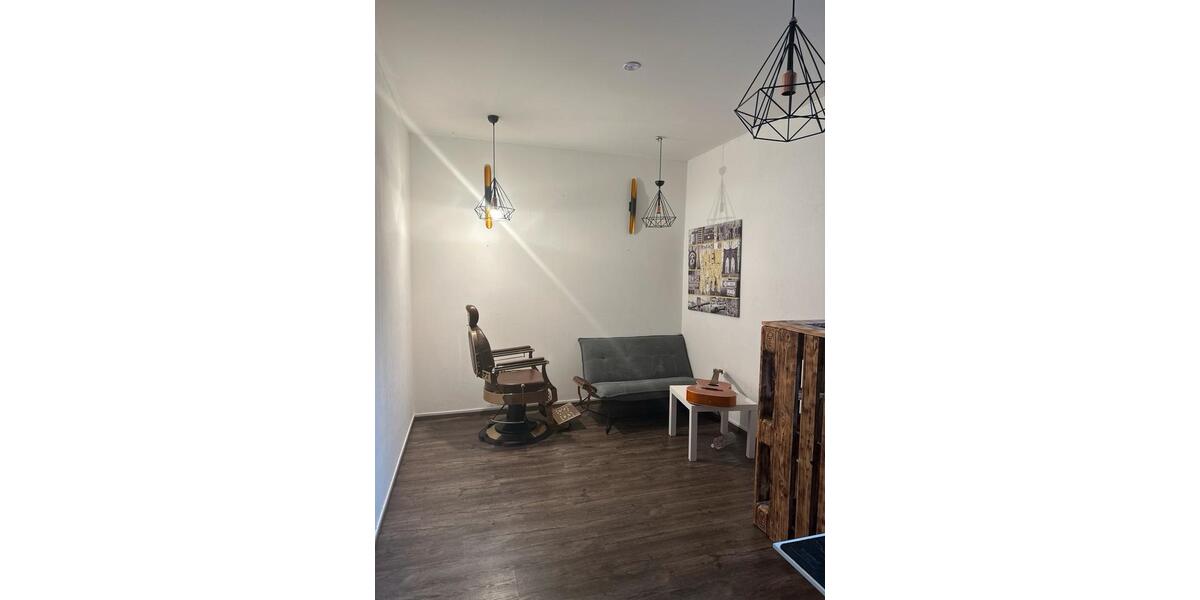 Zimmer im Barbershop zu vermieten zimmer