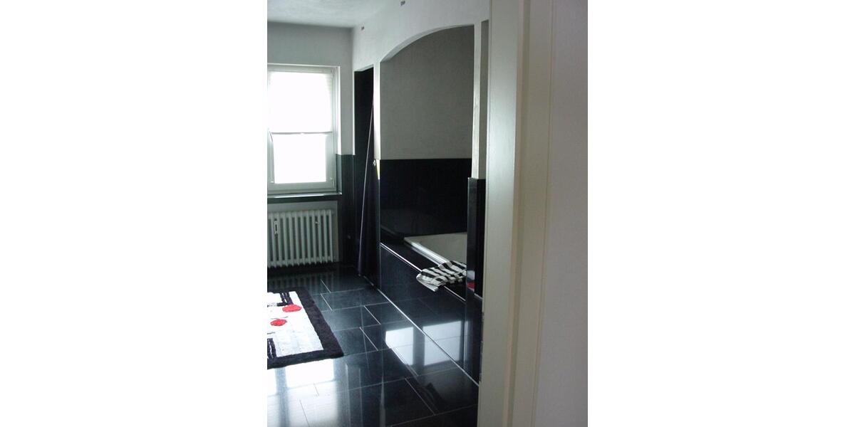 Top Adresse „Favoritegärten“ - 3 große Balkone, EBK, Garage 3 zimmer