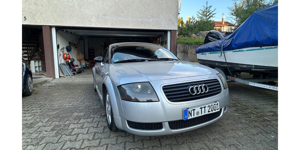 Audi TT 150.000 km 3.000 &euro; Neuffen 72639