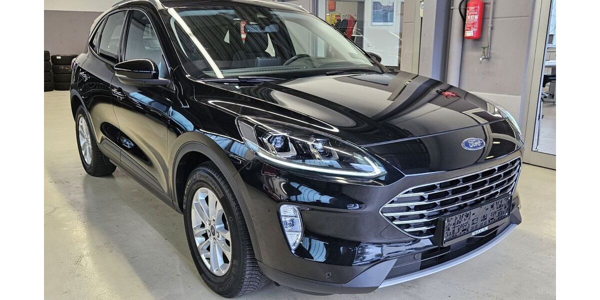 Ford Kuga 40.700 km 19.599 &euro; Neckartailfingen 72666